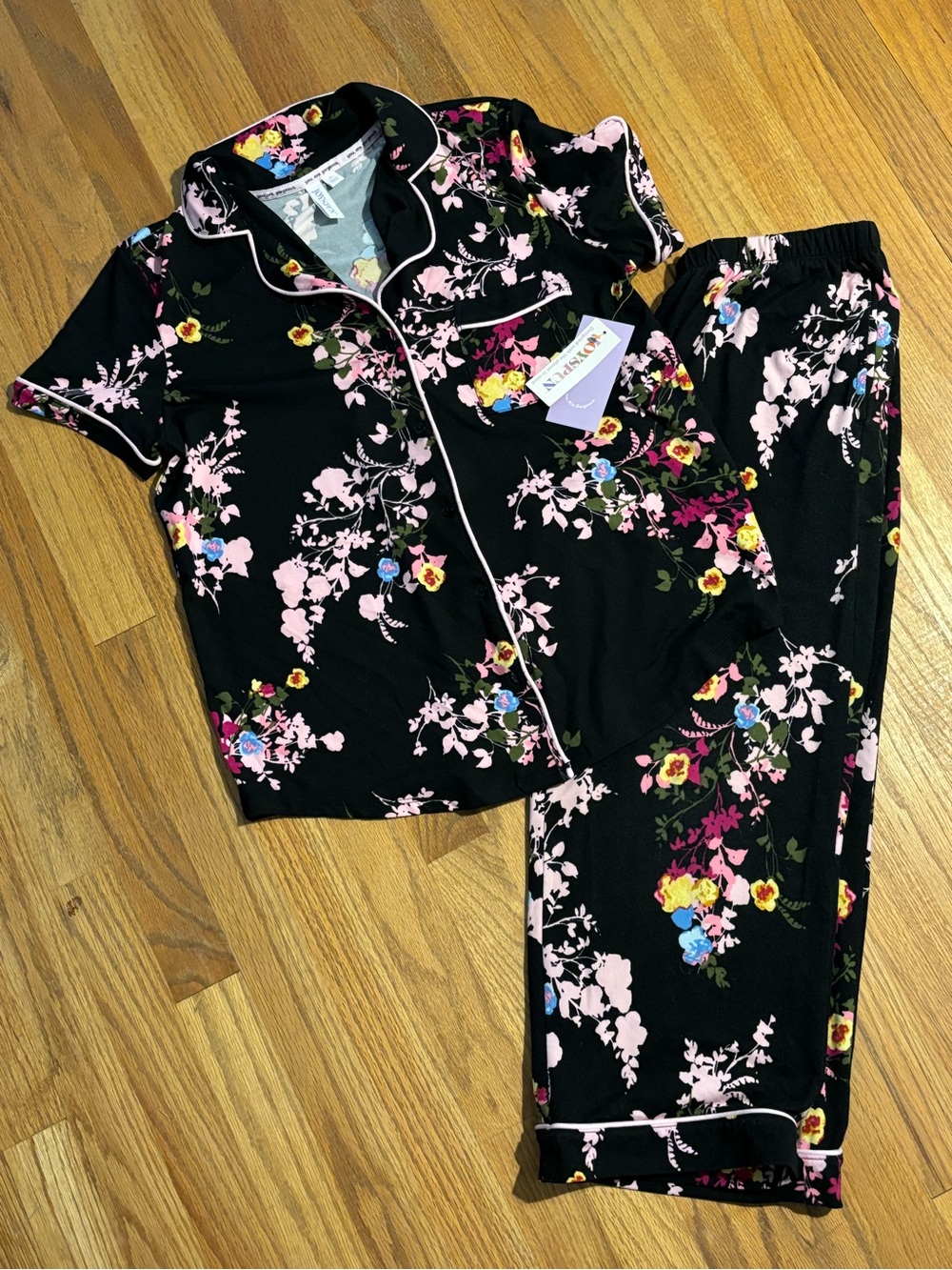 Women's Floral Short-Sleeve Pajama Set - Black with Pink Floral